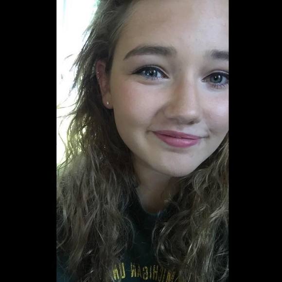 Meet your Posher, Rachael - Picture 1 of 1